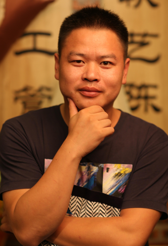 黄政-