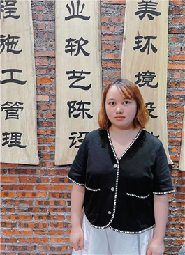 黄晓芳