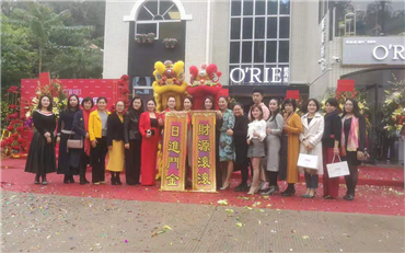 时尚的美容院设计 美容会所装修设计 ——盛大开业